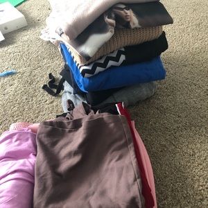 Stack of Medium Clothes (FASHIONNOVA, FOREVER21)